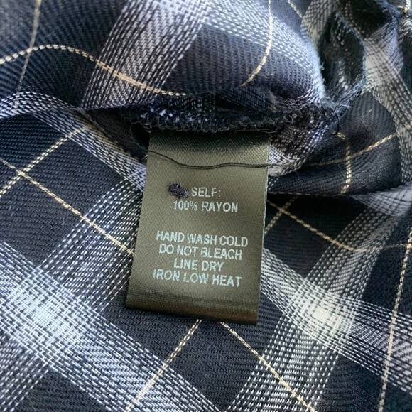 LULUS blue top  Navy Blue Plaid Cold-Shoulder blouse size XS - Picture 9 of 10